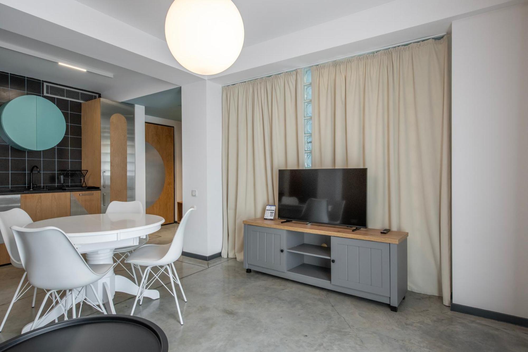 Serviced Designed Apartments By Urban Hotels 17 تبليسي المظهر الخارجي الصورة
